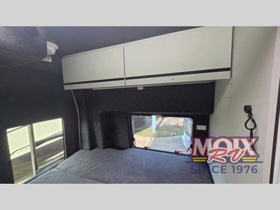 2026 Grand Design Lineage Series VT - Photo 17