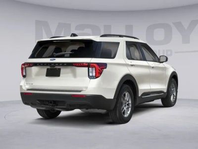 2026 Ford Explorer — photo 8 view