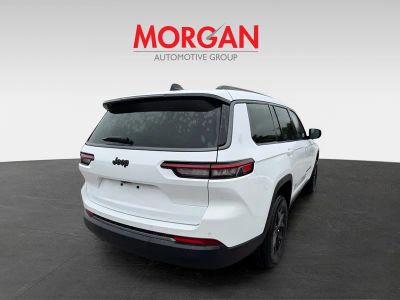 2026 Jeep Grand Cherokee L — engine compartment view