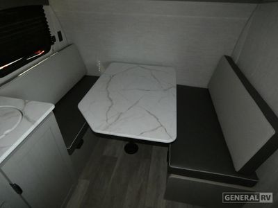 2025 Coachmen Clipper Cadet - Photo 9