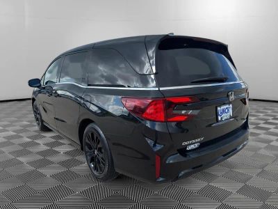 2025 Honda Odyssey — rear three-quarter view
