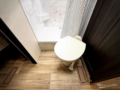 2026 Venture RV SportTrek - Photo 24