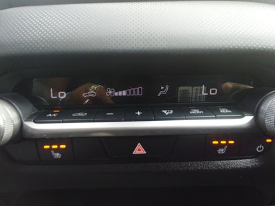 2024 Mazda CX-50 - Photo 17