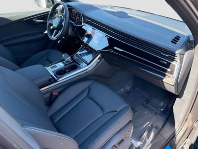 2026 Audi Q7 - Photo 13