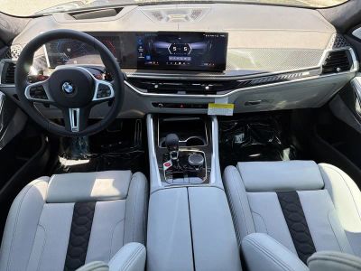 2027 BMW X6 M — photo 11 view