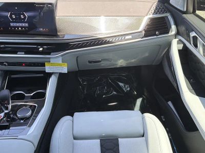 2027 BMW X6 M — photo 13 view