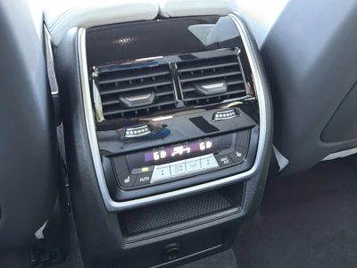 2027 BMW X6 M — photo 17 view