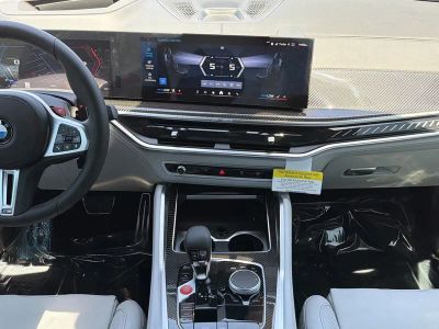 2027 BMW X6 M — photo 15 view