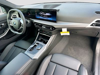 2026 BMW 3 Series - Photo 21
