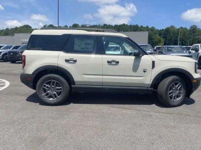 2025 Ford Bronco Sport - Photo 2