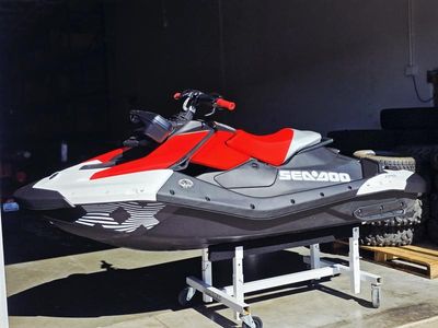 2026 Sea-Doo Spark Trixx for 1 Rotax 900 ACE - 90 iBR and Audio - Photo 2