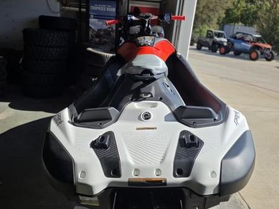2026 Sea-Doo Spark Trixx for 1 Rotax 900 ACE - 90 iBR and Audio - Photo 5
