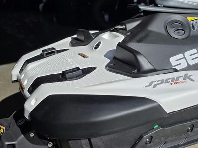 2026 Sea-Doo Spark Trixx for 1 Rotax 900 ACE - 90 iBR and Audio - Photo 11