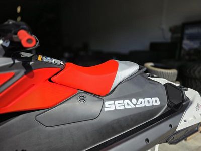 2026 Sea-Doo Spark Trixx for 1 Rotax 900 ACE - 90 iBR and Audio - Photo 15