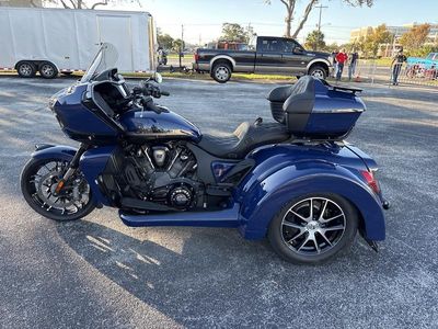 2025 Indian Motorcycle Pursuit Dark Horse 112 Springfield Blue Vivid Crystal with Black Vivid - Photo 12