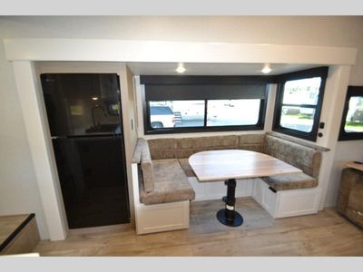 2026 Jayco Eagle HT - Photo 9