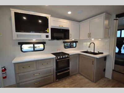 2026 Jayco Eagle HT - Photo 10