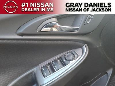 2025 Chevrolet Malibu - Photo 10