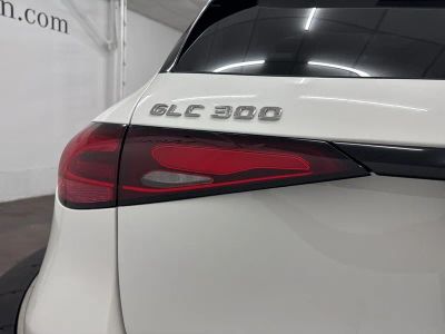 2026 Mercedes-Benz GLC — photo 11 view