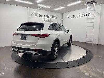 2026 Mercedes-Benz GLC — photo 7 view