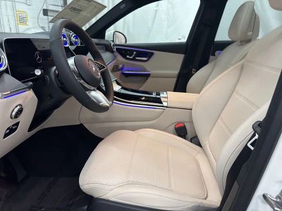 2026 Mercedes-Benz GLC — photo 14 view