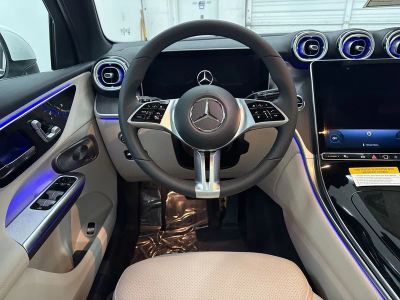 2026 Mercedes-Benz GLC — photo 21 view