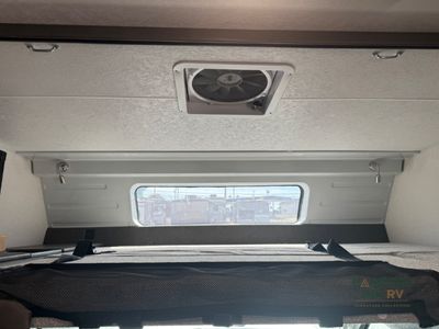 2026 Coachmen RV Entourage - Photo 25