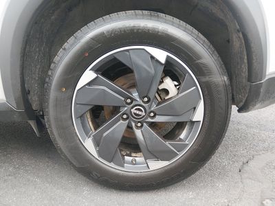2024 Nissan Rogue - Photo 10
