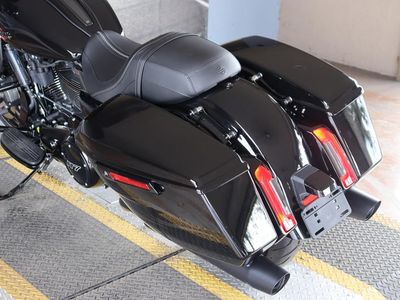 2025 Harley-Davidson FLHX - Street Glide - Photo 9