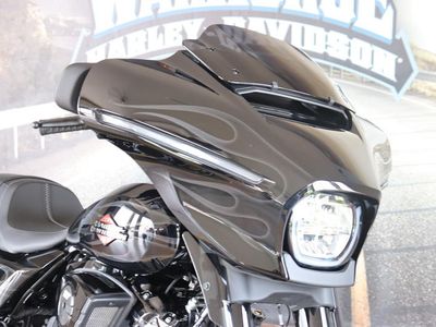 2025 Harley-Davidson FLHX - Street Glide - Photo 10