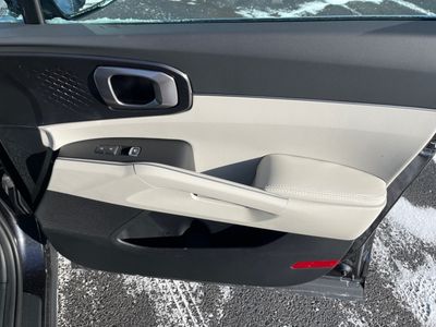2026 Kia Sorento — photo 21 view