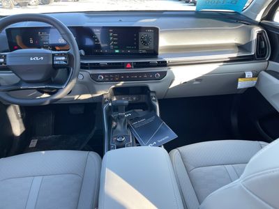 2026 Kia Sorento — photo 13 view