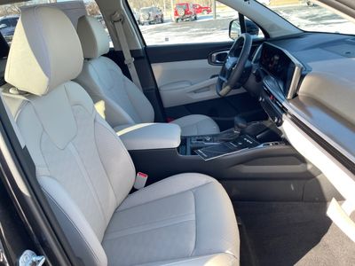 2026 Kia Sorento — photo 15 view
