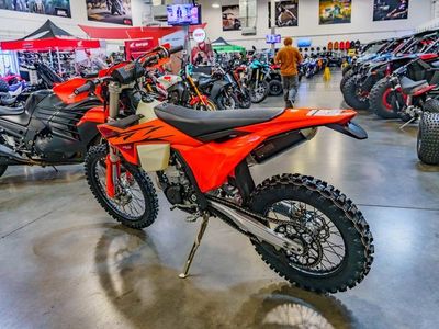 2026 KTM 450 XCF-W - Photo 5