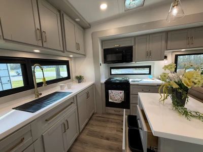 2026 Brinkley RV Model Z - Photo 8