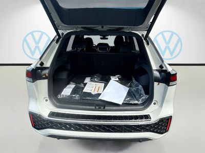 2026 Volkswagen Tiguan — photo 21 view