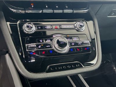 2022 Lincoln Corsair - Photo 14