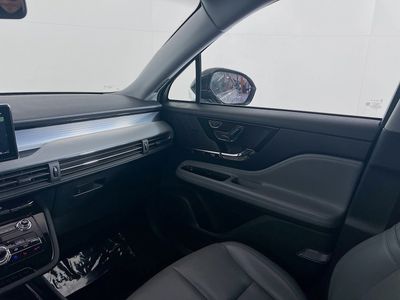 2022 Lincoln Corsair - Photo 19