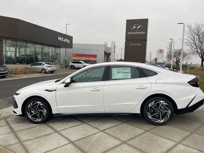 2026 Hyundai Sonata - Photo 2