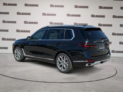 2027 BMW X7 — rear three-quarter view