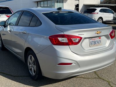 2017 Chevrolet Cruze - Photo 4