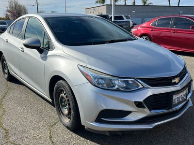 2017 Chevrolet Cruze - Photo 3