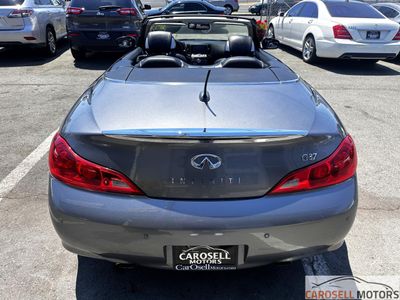 2011 INFINITI G37 Convertible - Photo 8