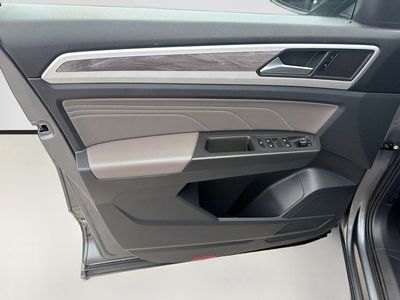 2022 Volkswagen Atlas Cross Sport - Photo 19