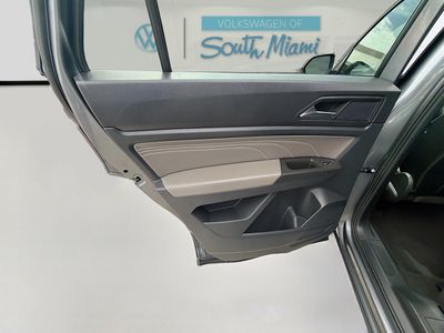 2022 Volkswagen Atlas Cross Sport - Photo 25