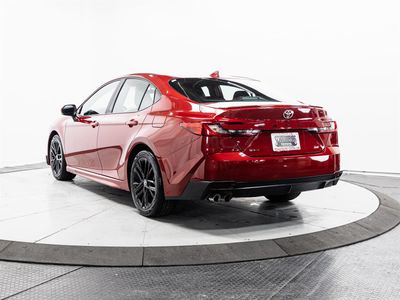 2025 Toyota Camry — photo 8 view