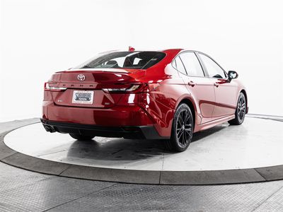 2025 Toyota Camry — photo 11 view
