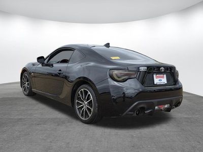 2018 Toyota 86 — engine compartment view
