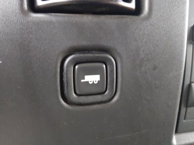 2025 Chevrolet Express Passenger — photo 16 view