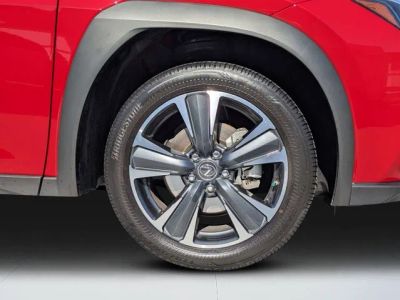 2024 Lexus UX — photo 10 view